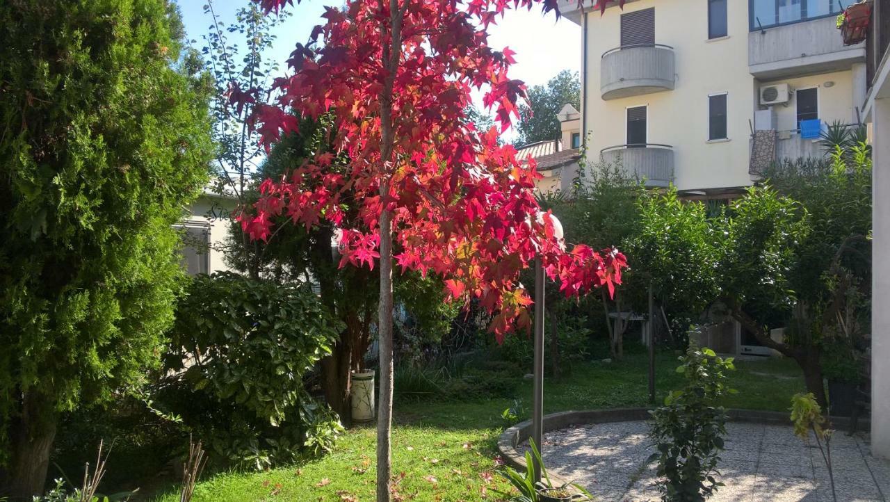 Apartment Apdf Con Giardino